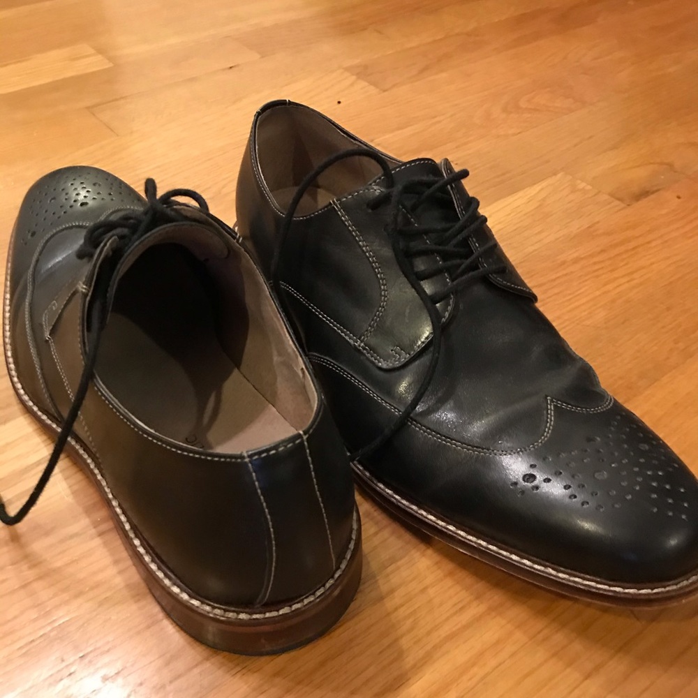 Banana Republic Wingtip Oxfords